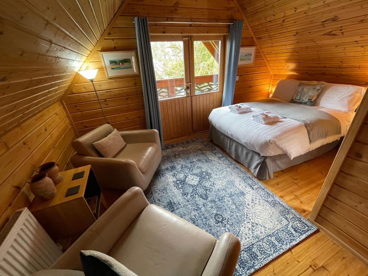 Luxury 3 Bedroom, 3 Bathroom Lodge With Hot Tub Llanbedr  Exterior foto